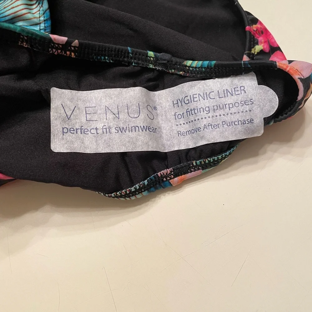 🧡🖤🤎FIRM NEW Venus swimsuit. - Picture 6 of 6